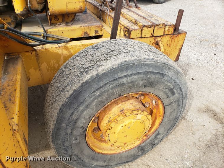 image for item DD2601 Blaw Knox RW-195 road widener