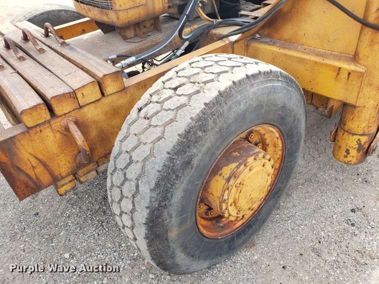 image for item DD2602 Blaw Knox RW-195 road widener