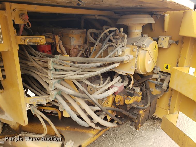 image for item DD2625 2000 Caterpillar CB-634C double drum vibratory roller