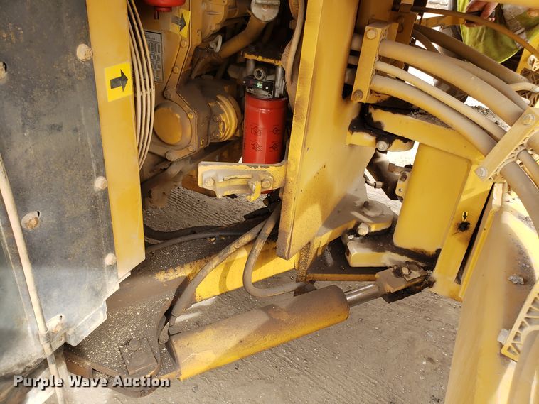 image for item DD2625 2000 Caterpillar CB-634C double drum vibratory roller