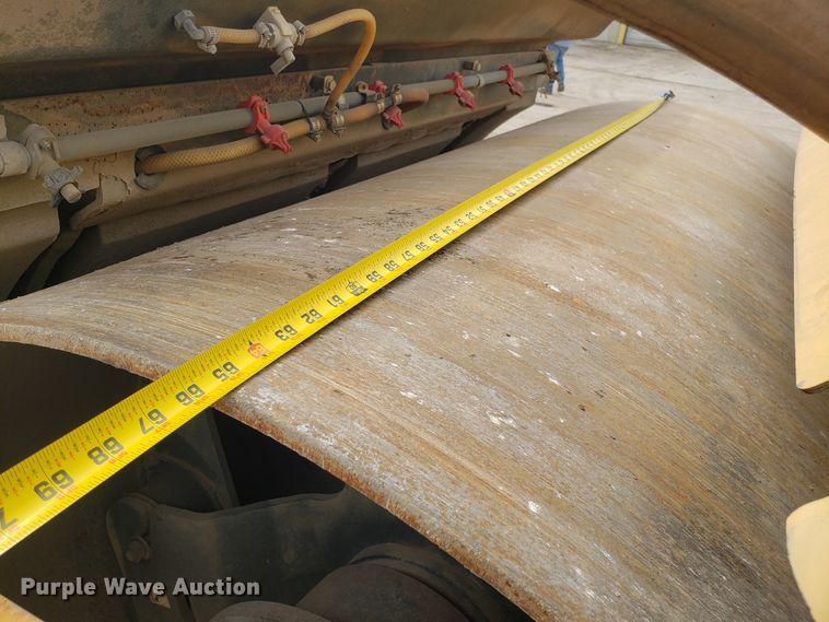 image for item DD2626 Hypac C766D double drum vibratory roller