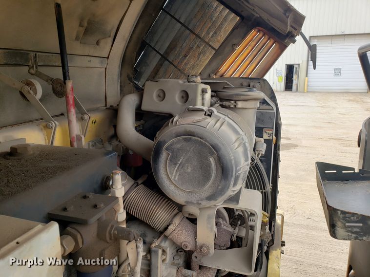 image for item DD2626 Hypac C766D double drum vibratory roller