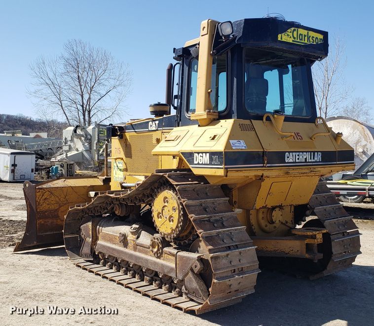 image for item DD2637 1999 Caterpillar D6M XL dozer