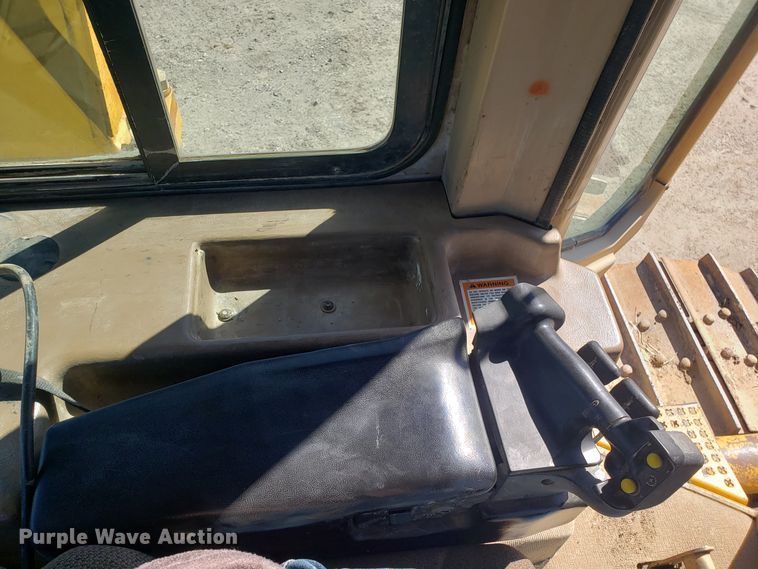 image for item DD2637 1999 Caterpillar D6M XL dozer