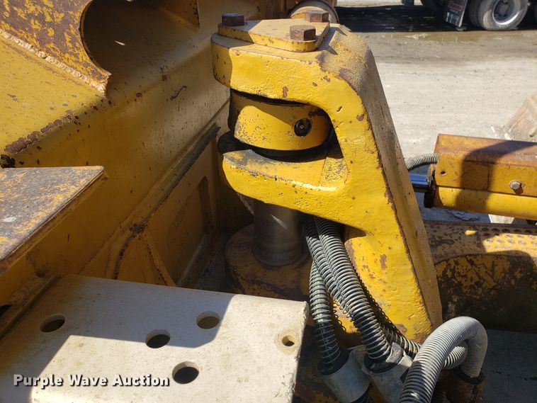 image for item DD2637 1999 Caterpillar D6M XL dozer