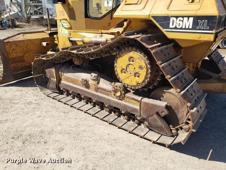 image for item DD2637 1999 Caterpillar D6M XL dozer