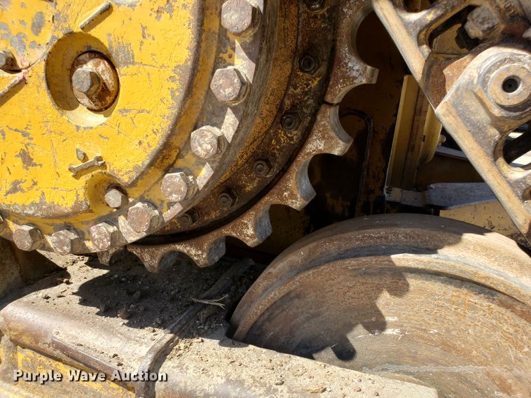 image for item DD2637 1999 Caterpillar D6M XL dozer