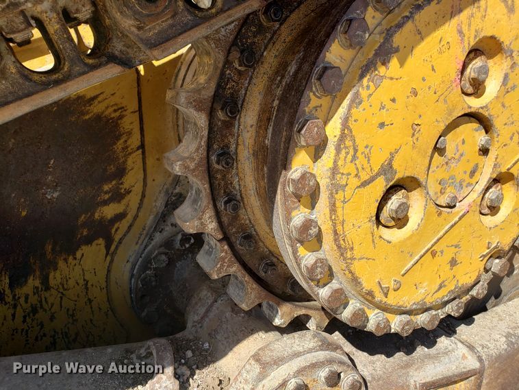 image for item DD2637 1999 Caterpillar D6M XL dozer