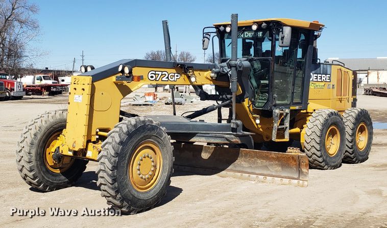 image for item DD2638 2009 John Deere 672GP motor grader
