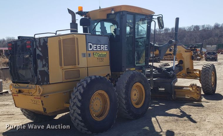image for item DD2638 2009 John Deere 672GP motor grader