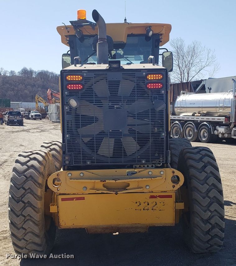 image for item DD2638 2009 John Deere 672GP motor grader