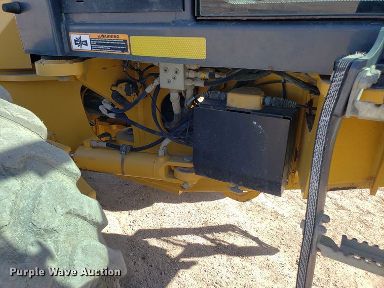 image for item DD2638 2009 John Deere 672GP motor grader