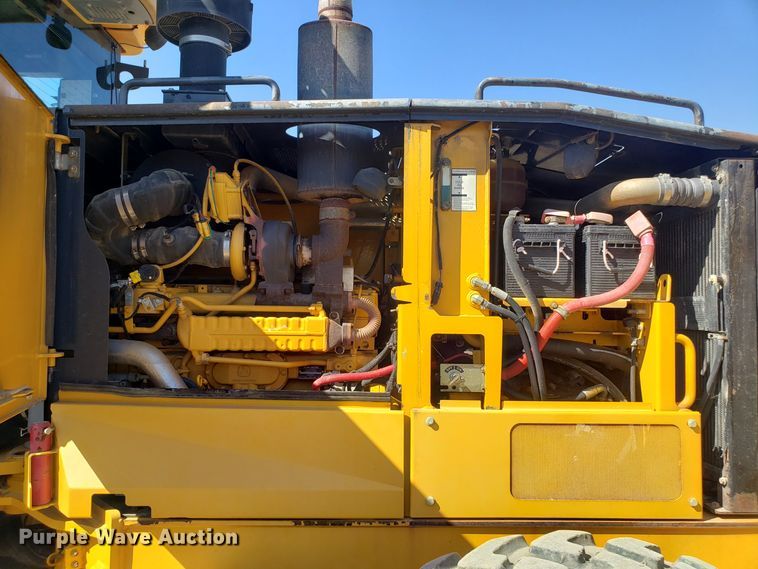 image for item DD2638 2009 John Deere 672GP motor grader