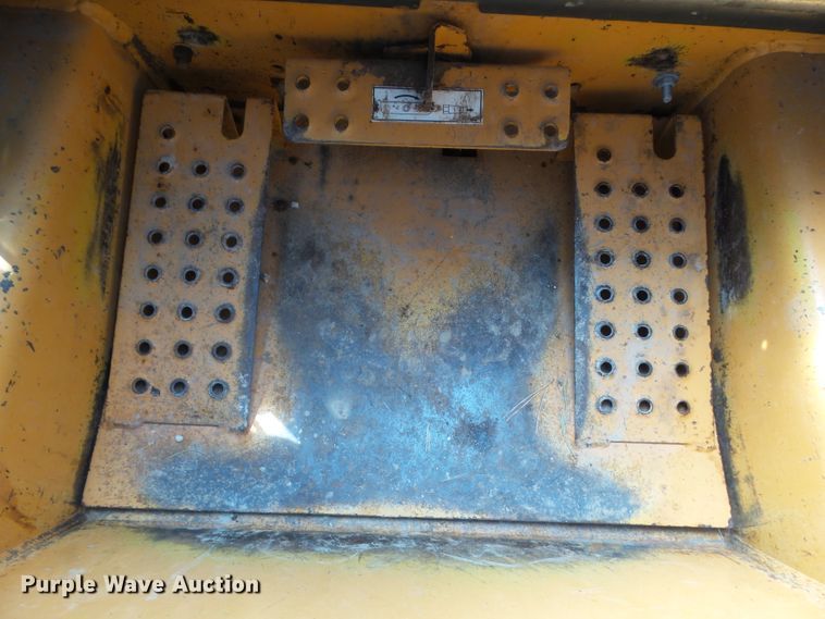 image for item DF0827 2002 Case 60XT  skid steer loader