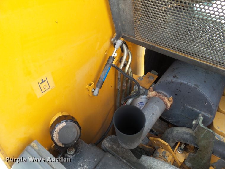 image for item DF0827 2002 Case 60XT  skid steer loader