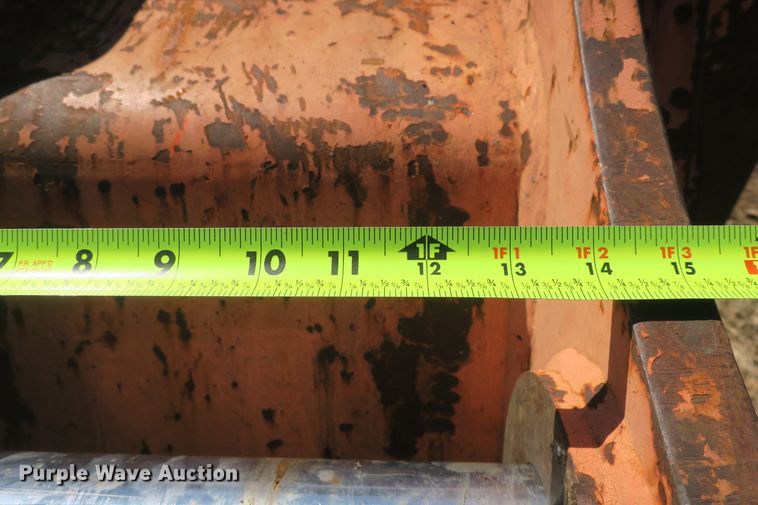 image for item DF5085 NPK scrap grapple