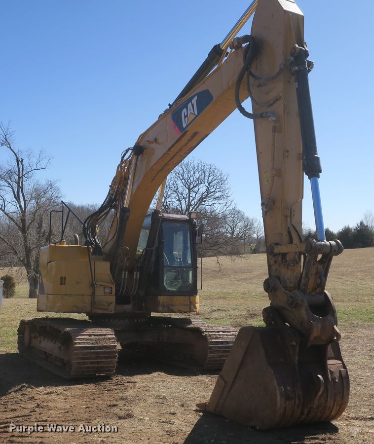 image for item DF5087 2014 Caterpillar 321D LCR excavator