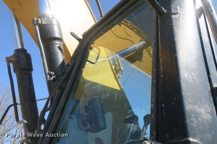 image for item DF5087 2014 Caterpillar 321D LCR excavator