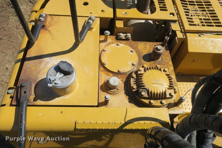 image for item DF5087 2014 Caterpillar 321D LCR excavator