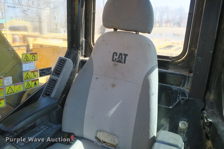 image for item DF5087 2014 Caterpillar 321D LCR excavator