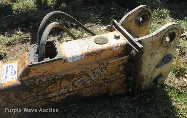 image for item DF5088 Stanley MB40-EX hammer