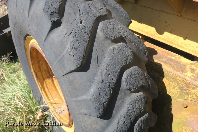 image for item DF5089 Fiat-Allis motor grader