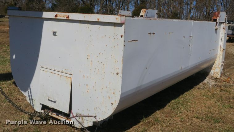 image for item DF5090 Roll-out dump bed