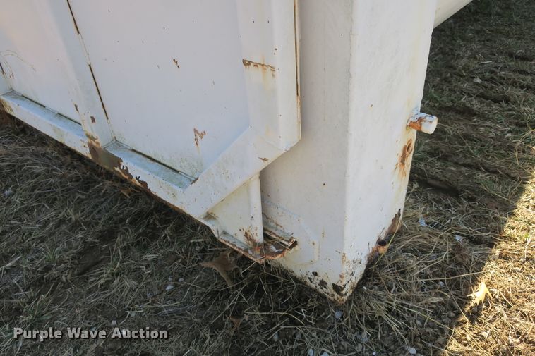 image for item DF5090 Roll-out dump bed