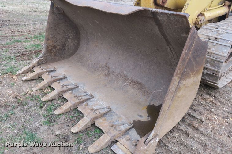 image for item DF5104 2001 Caterpillar 963C  track loader