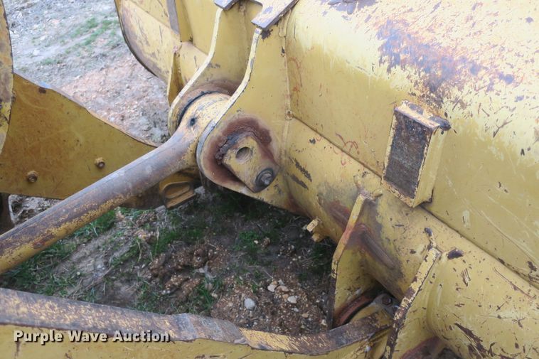 image for item DF5104 2001 Caterpillar 963C  track loader