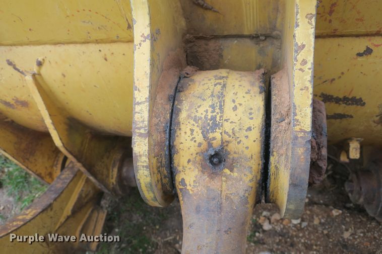 image for item DF5104 2001 Caterpillar 963C  track loader