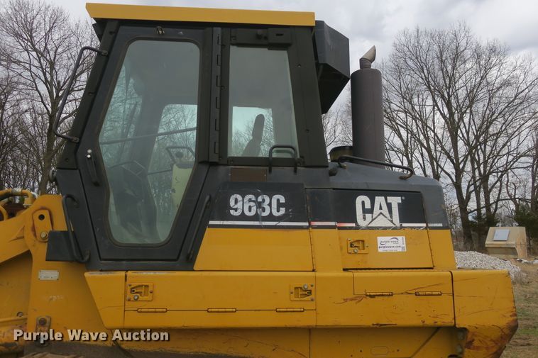 image for item DF5104 2001 Caterpillar 963C  track loader