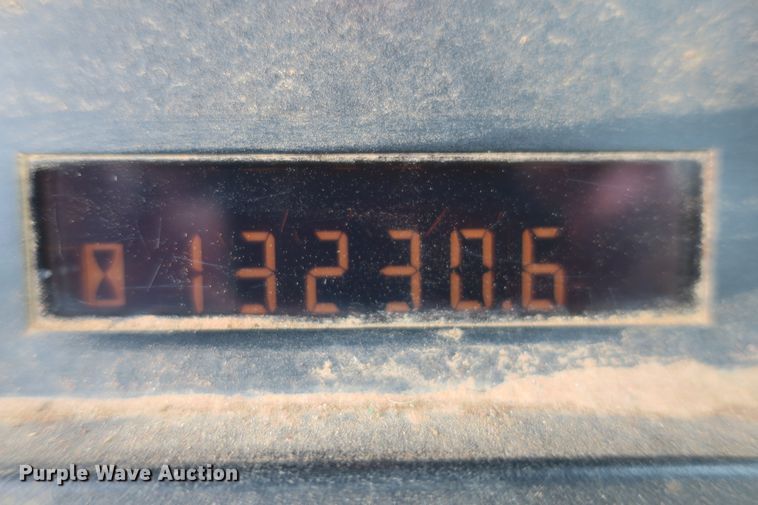 image for item DF5104 2001 Caterpillar 963C  track loader