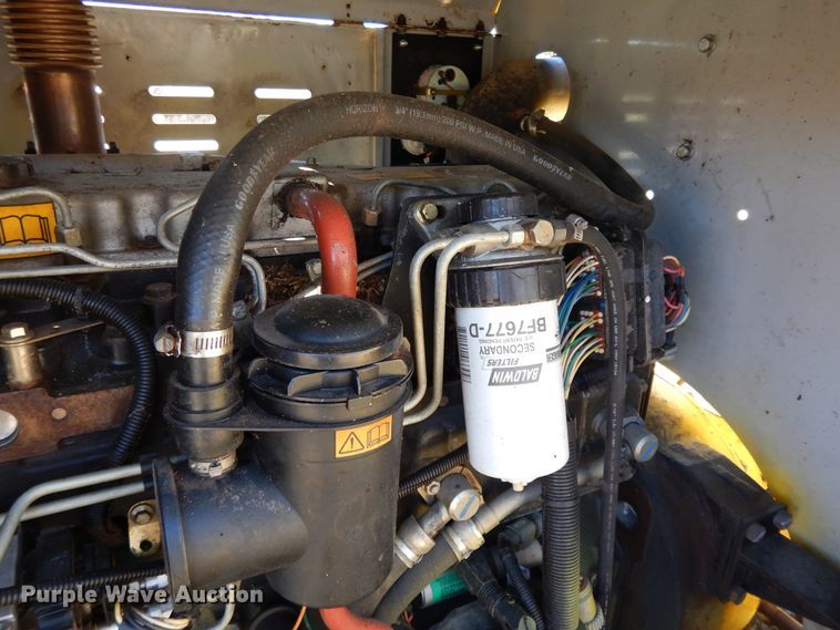 image for item DF5853 2007 Altec DC1820 wood chipper