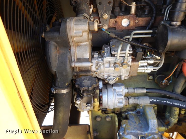 image for item DF5853 2007 Altec DC1820 wood chipper