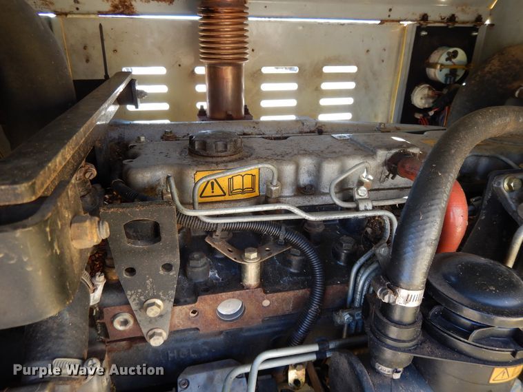 image for item DF5853 2007 Altec DC1820 wood chipper