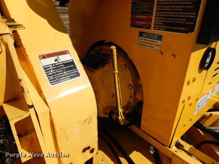 image for item DF5853 2007 Altec DC1820 wood chipper