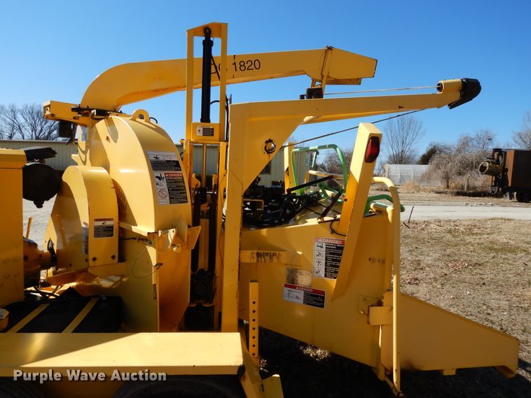 image for item DF5853 2007 Altec DC1820 wood chipper