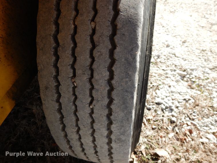 image for item DF5853 2007 Altec DC1820 wood chipper