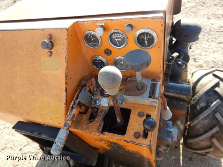 image for item DF5894 1981 Case Maxi Sneaker cable plow