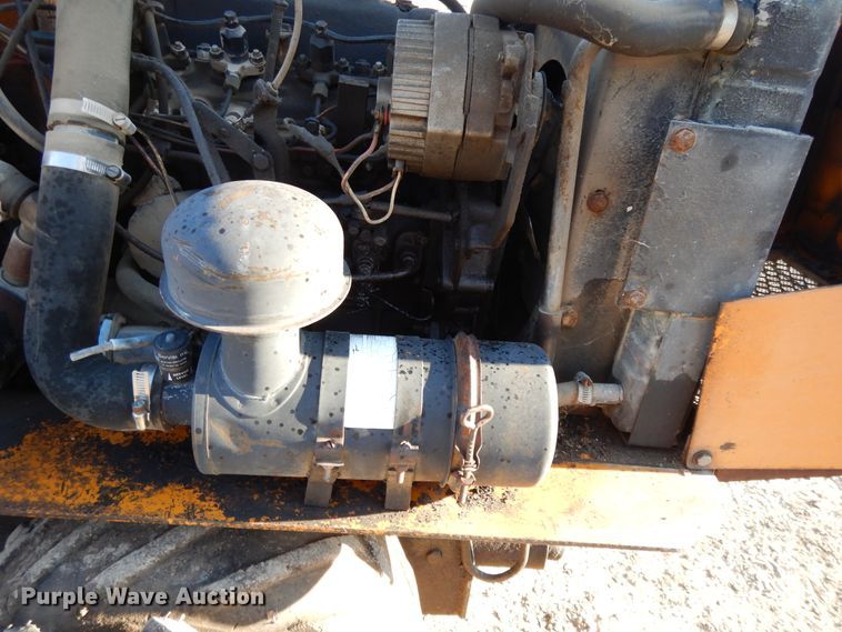 image for item DF5894 1981 Case Maxi Sneaker cable plow