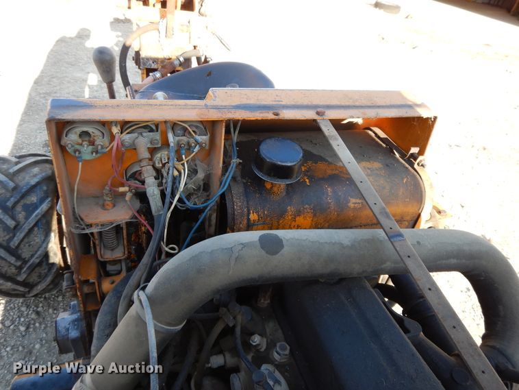 image for item DF5894 1981 Case Maxi Sneaker cable plow