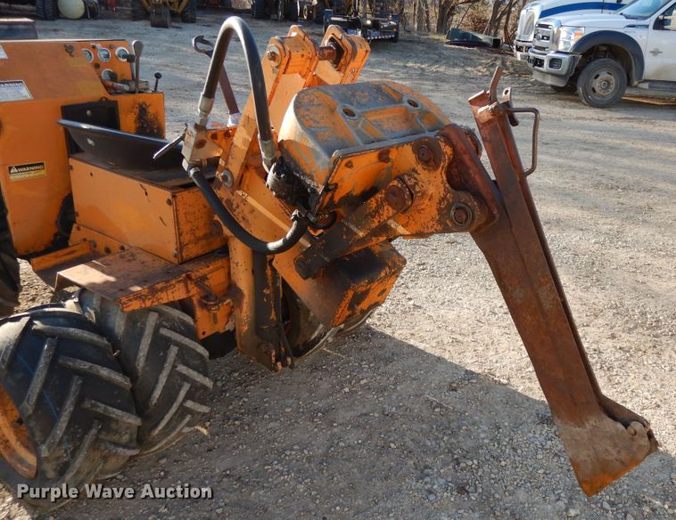 image for item DF5894 1981 Case Maxi Sneaker cable plow