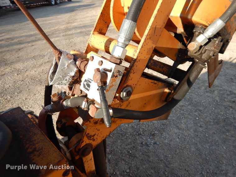 image for item DF5894 1981 Case Maxi Sneaker cable plow