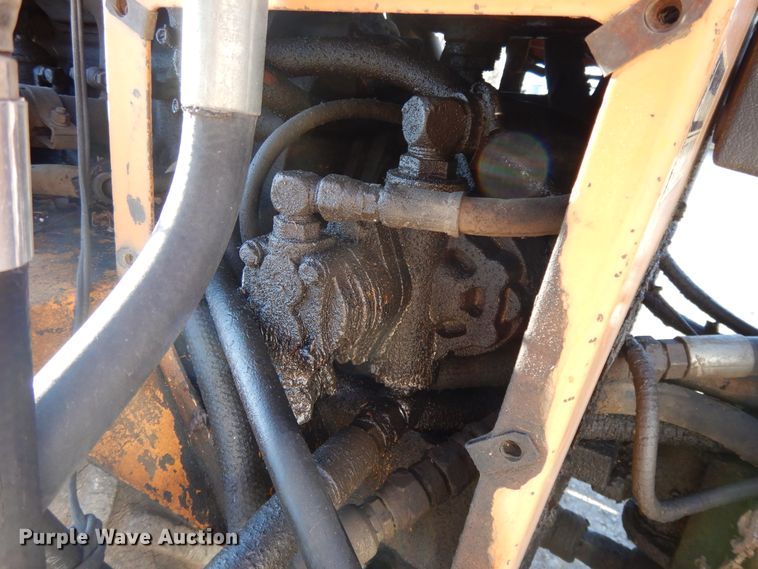 image for item DF5894 1981 Case Maxi Sneaker cable plow