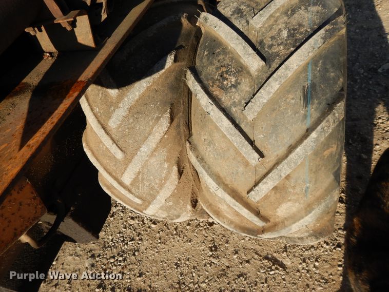 image for item DF5894 1981 Case Maxi Sneaker cable plow