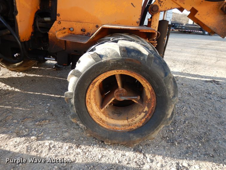 image for item DF5894 1981 Case Maxi Sneaker cable plow