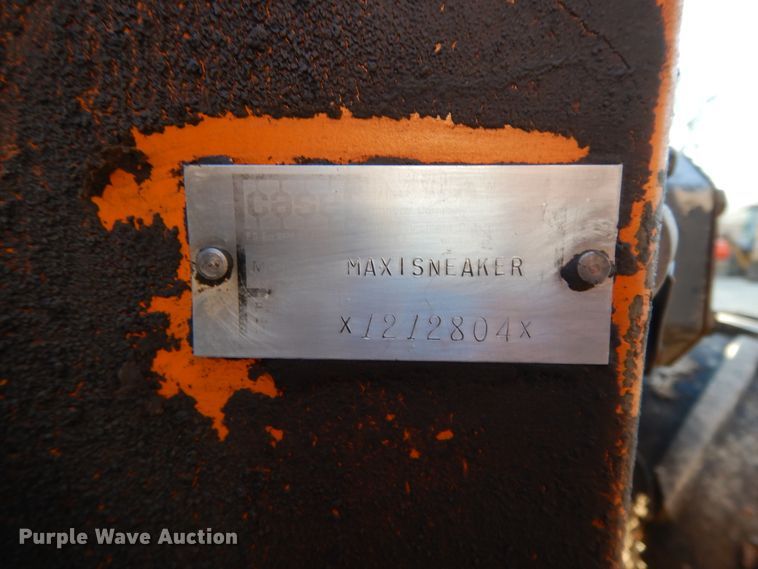 image for item DF5894 1981 Case Maxi Sneaker cable plow