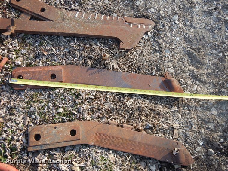 image for item DF5894 1981 Case Maxi Sneaker cable plow