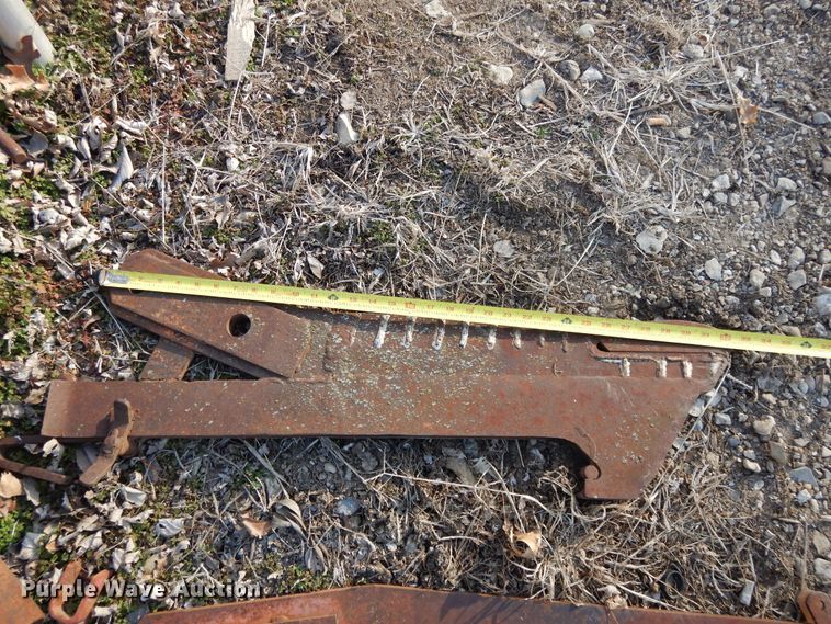 image for item DF5894 1981 Case Maxi Sneaker cable plow